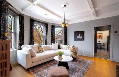 Elegant and Chic 2Bed 2Bath steps from the lake! - Foto 9