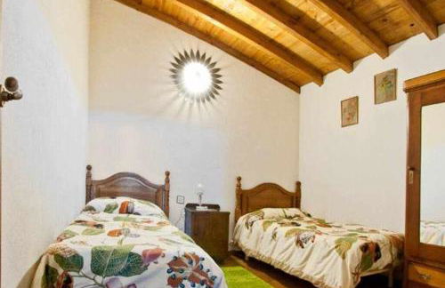 Casa Rural Lucía es una casa rural amplia con pat - Photo 4