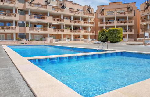 2 Bedroom Cozy Apartment In Cala Bona - Foto 9