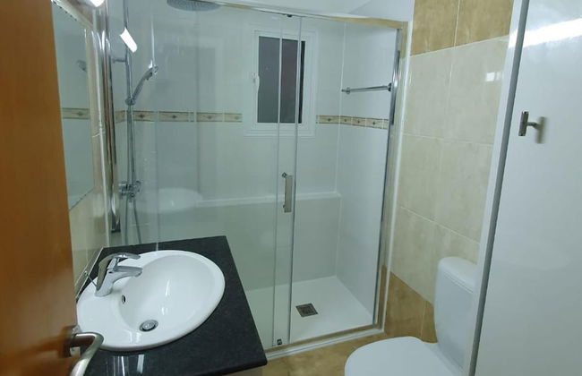 Stunning Spacious 2-bed Apartment in Liopetri - Foto 19