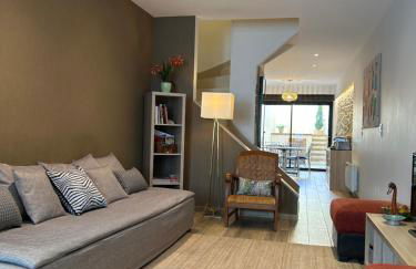 Au pied de la Cité Médiévale, piscine, vue extraordinaire, gîte La Trivala à Carcassonne - Photo 8