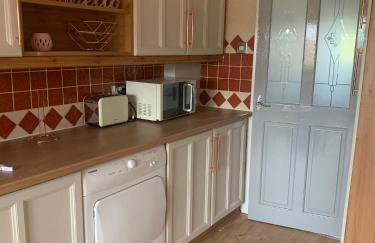 The Snug, ideal for sporting events and city breaks, hidden nook in the Heart of Newcastle, with parking, Wifi, Smart Tv, close to all local travel links - Foto 29