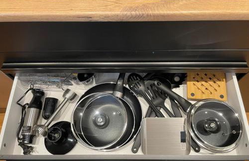 1,5-Zimmer, Top ausgestattet, 4 Pers, Souterrain, Self Check-in, Parkplatz, Netflix & Amazon Prime - Foto 8