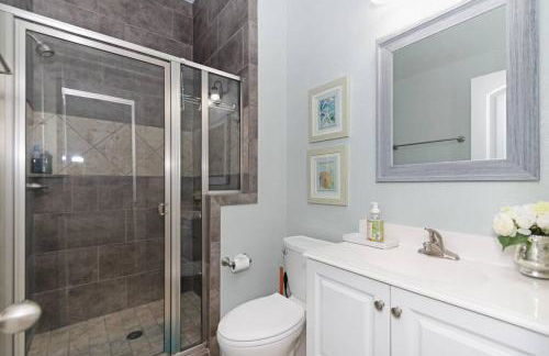 "The Ocean Aire" , 30 secs from the sand! - Photo 28