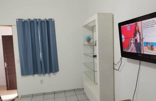 Seu Apto Praia da Costa 13 Simples Econômico Mobiliado TV Geladeira Fogão Ar Cond Local Excelente Centro - Foto 6