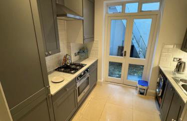 Central London Apartment Steps from Hyde Park - Foto 17