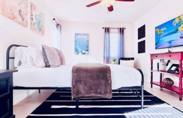 The Miami Grove Oasis - Photo 53