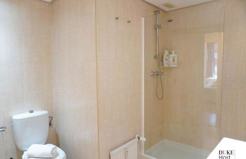 Chamartin Centro Norte Apartment - Photo 17