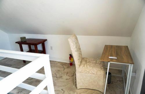 Lincoln Manor - Newly Renovated, 1mile from PHL Airport and Sports Stadiums - Foto 17