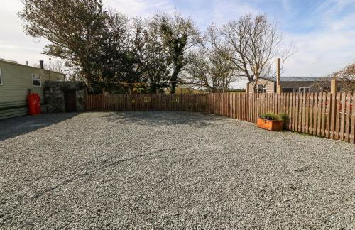 Cwrt y Ceffyl - Photo 25