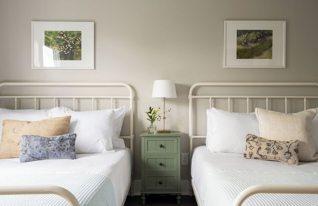 Cherokee by AvantStay – Contemporary Design in a Prime Location - Photo 5