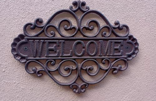 Longbridge Cottage - Photo 2