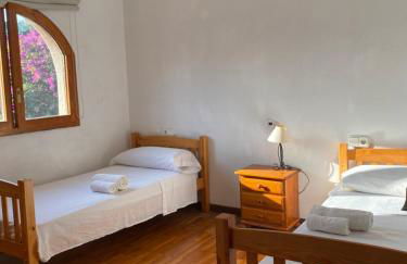 Agradable Villa con piscina y vistas al mar - Photo 6