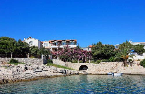 Apartment and Rooms Nikola - Foto 1