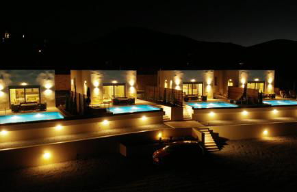 Manifesto Suites - Photo 4