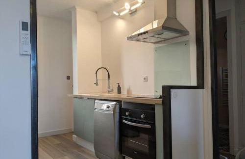 Appartment - vue imprenable sur la cité médiévale - Parking gratuit - Climatisé - Foto 4