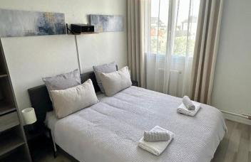Cocon Cosy Verdoyant - Free Private Parking, Breakfast, Wifi, Netflix - Foto 6