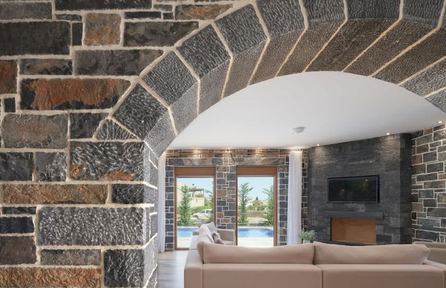 Turtulli Castle Stone Villa 1 - Private Pool Oasis - Foto 7