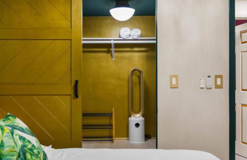 5 Min to Beach - Heated Pool Hot Tub 85 TV's BBQ Games - Foto 20