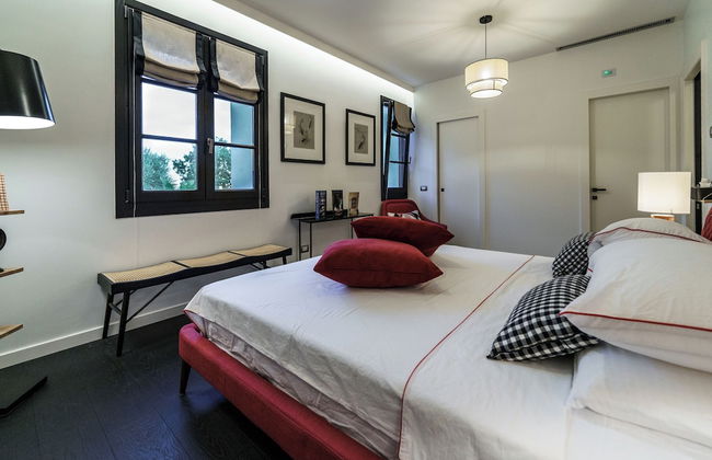 Green and Blue Villa by Wonderful Italy - Photo 8