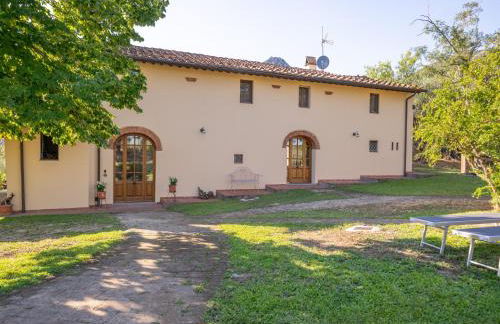 Villa in Tuscany with Pool and Olive Grove - Photo 1