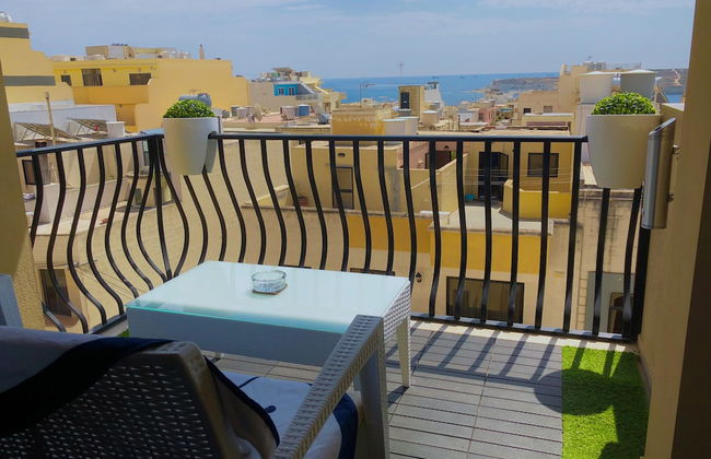 Sea View 2 Bed Apartment Close to Beach - Foto 1