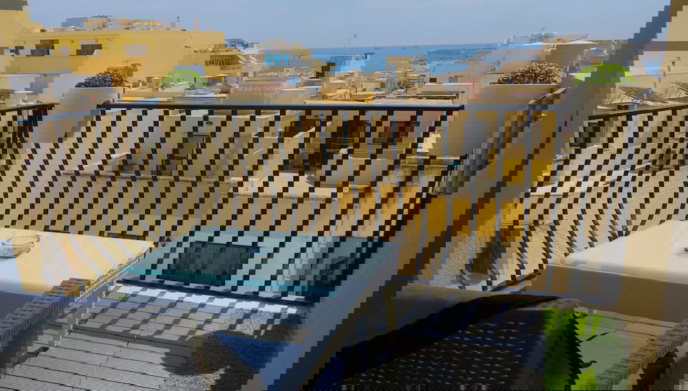 Sea View 2 Bed Apartment Close to Beach - Foto 1, Profilbild