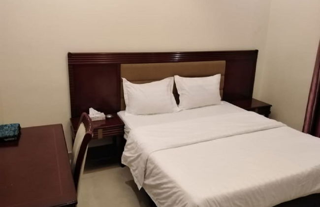 Yazan tower furnished residential units - Photo 7