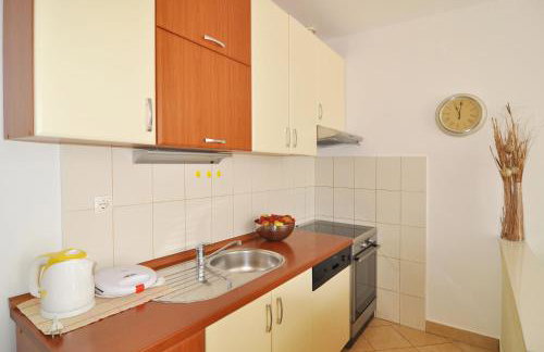 Apartment Babic - Photo 13