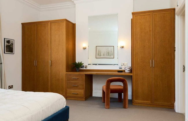 The Hampstead Getaway - Charming 5bdr Home With Conservatory - Foto 6