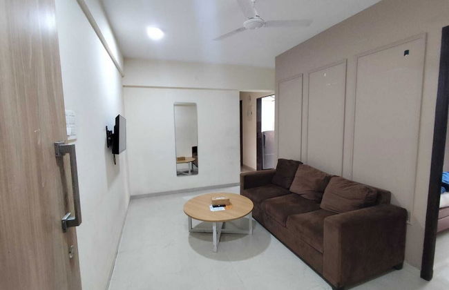 Varsity by Daily Stays - Photo 8