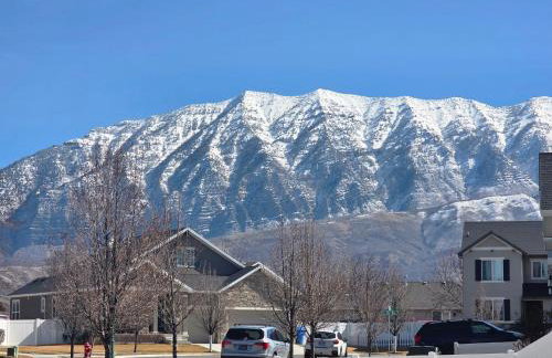 Cozy Apt Near BYU UVU Canyon - Photo 21