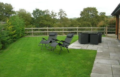 Woodland Lodge Hot Tub Sleeps 6 - Photo 41