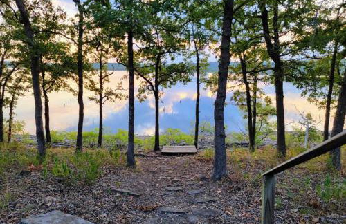 Bristow Blue - Lake front with Boat Ramp Access!! - Foto 14