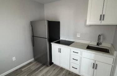 Empire Extended Stay - Foto 28