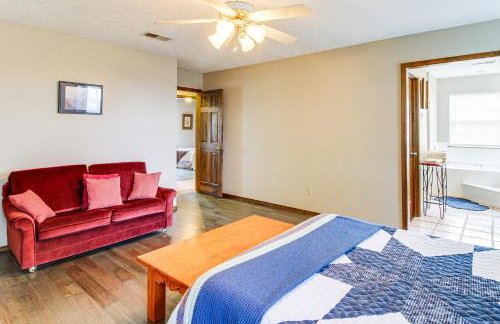 Hiking Nearby! Mountain-View Home Outside ABQ - Foto 13