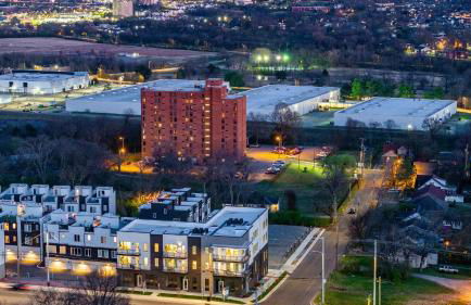 New Build Sleeps 12 2 Condos Modern Design Near Downtown Nashville - Photo 23