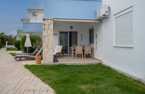 Phoebes Place At Kalamaki Court, 2 Bedroom Villa With A Shared Pool - Fully Refurbished For 2026 - Foto 27