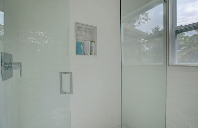 Madrina's Cozy 3BR-1BA Spacious Backyard - Foto 27