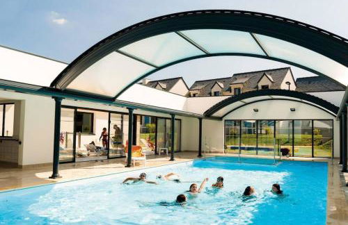 Comfortable Holiday Home Close to a Golf Course in Brittany - Foto 39