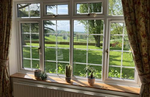 Exclusive 2 Bedroom Apartment with Summer House and Hot Tub - Foto 9