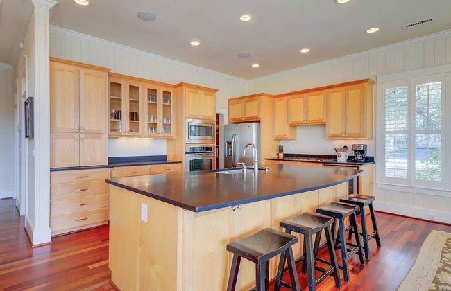 913 Carolina Boulevard by Avantstay Private Pool, Ocean View, Rooftop - Photo 6