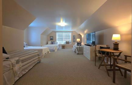 Summerside Cape on Crooked Lake ---Waterfront-Sunsets-Sleeps 12 - Foto 35