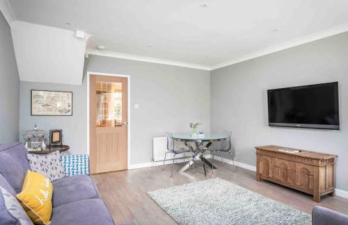 Lilliput Hideaway 5 mins from Sandbanks Beach - Photo 3