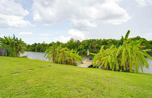 Port Charlotte Home with Sunroom, Grill and Fire Pit! - Foto 26