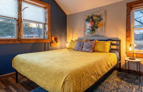 3BR Farmhouse with Views Near Hart Creek Trails - Foto 3