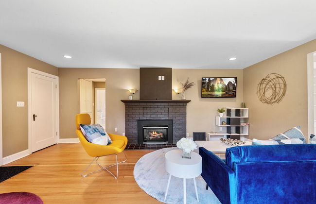 Private park in a cozy home next to I-90 huge yard - Foto 37