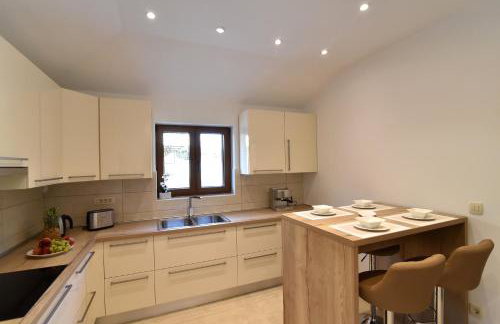 Villa Muskatel KRK -with heated covered pool - Photo 78