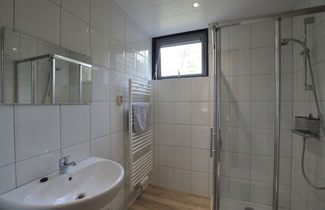 Unique Holiday Home in Stramproy near Forest - Photo 14