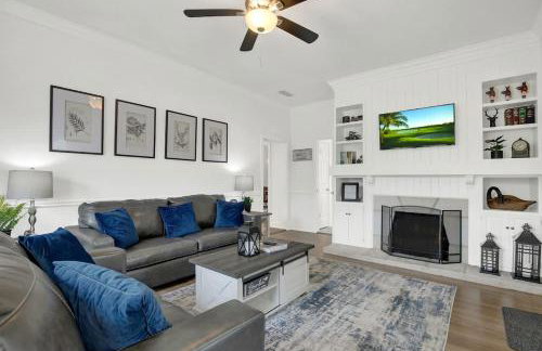 Awesome Haus With Gameroom, 4blks to Center of Town! - Foto 6